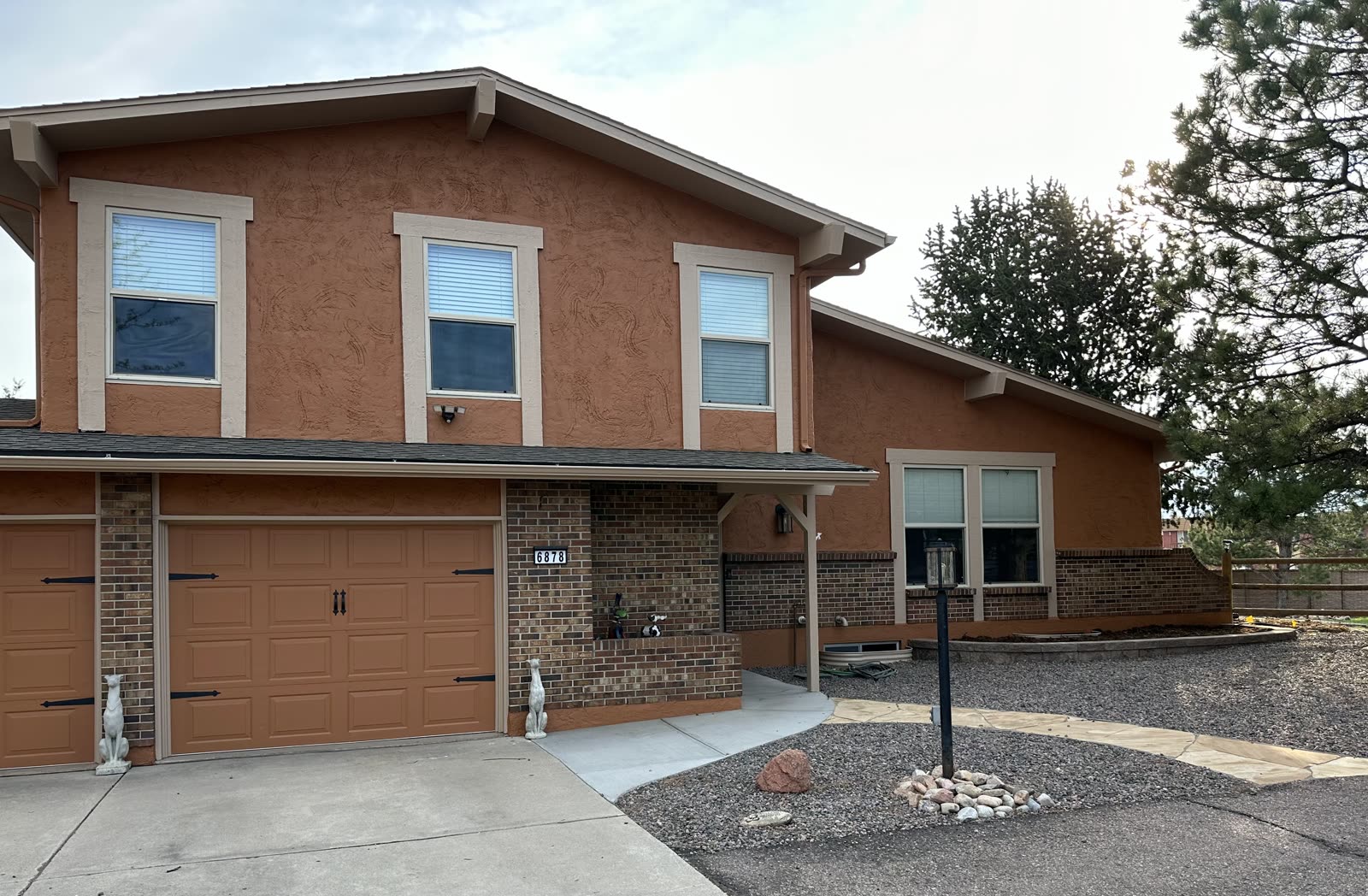 Freshly coated stucco exterior on a Front Range home